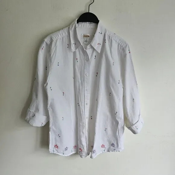 Vintage Talbots White Linen Blend Floral Embroidered Button Up Shirt. 3/4 Sleeve - Picture 2 of 10